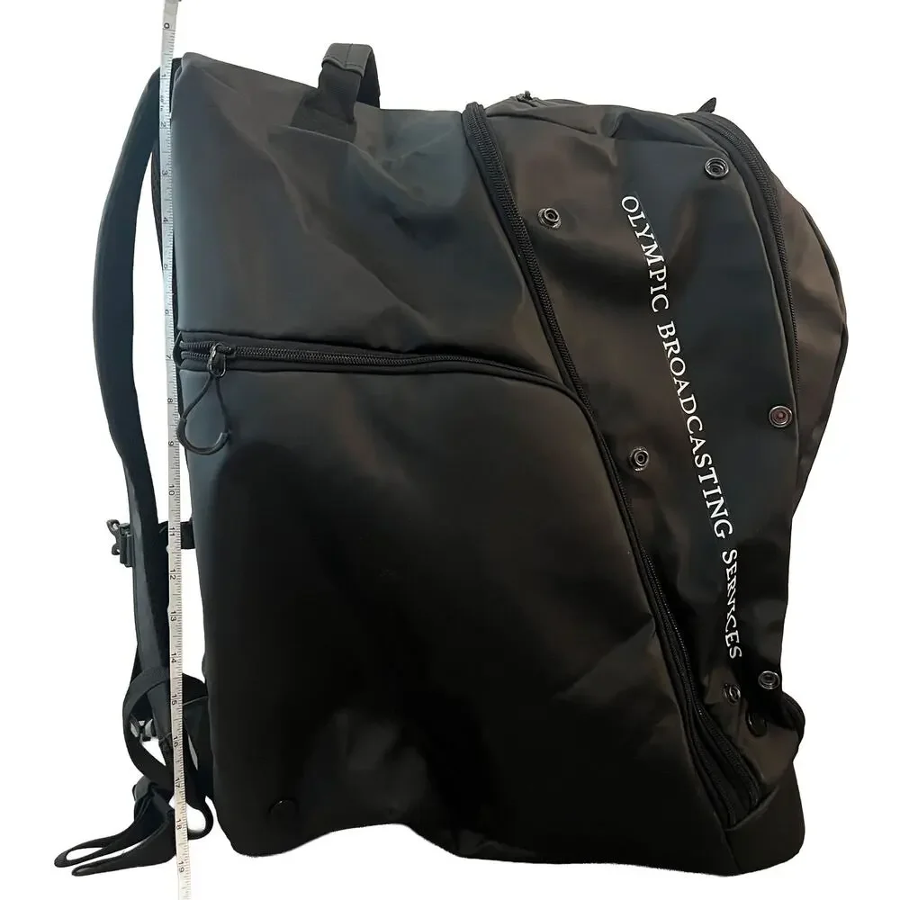 Authentic PyeongChang 2018 Winter Olympics OBS Crew Black Backpack ~40L Large - Picture 14 of 16